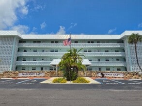 Building Photo - 325 Causeway N