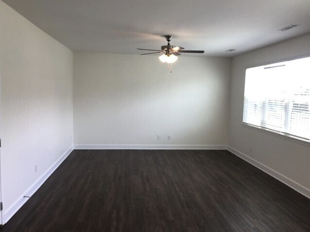 Foto del edificio - 5262 Lake Maxwell Dr