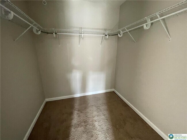 Foto del edificio - 1453 Tarpan Ln