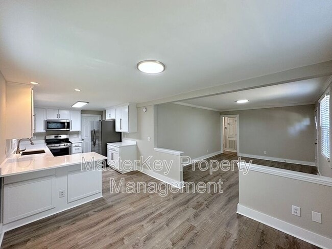 Building Photo - 1705 Patton Rd
