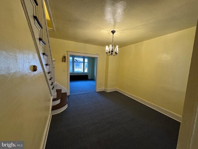 Building Photo - 58 Kimber St