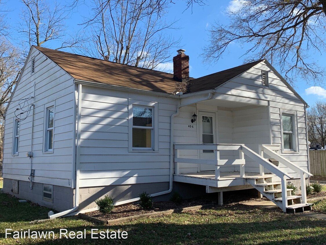 Primary Photo - 2 br, 1 bath House - 406 S. Lynn St.
