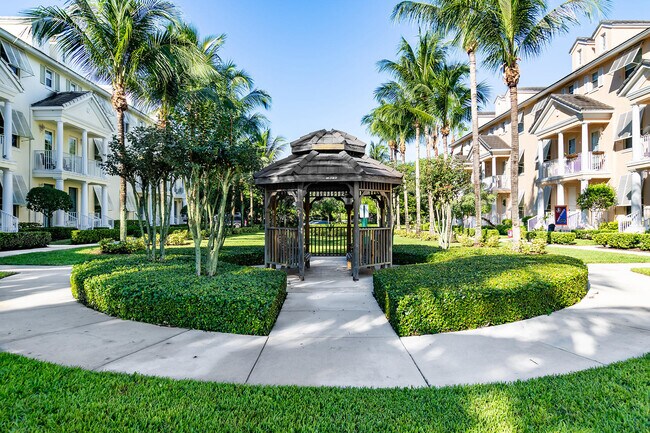 Foto del edificio - 1550 Limetree Bay Ave