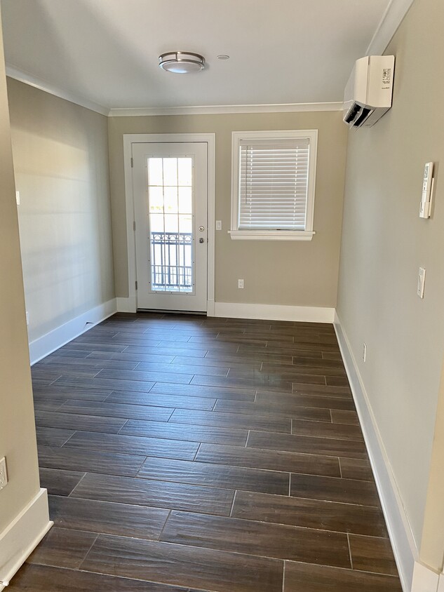 Foto principal - 1163 Montauk Hwy