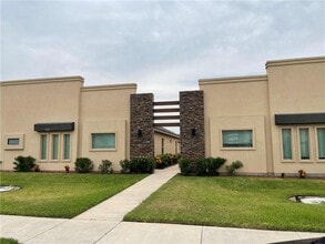 Building Photo - 1221 Upas Dr