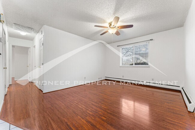 Building Photo - 6975 Mariposa St