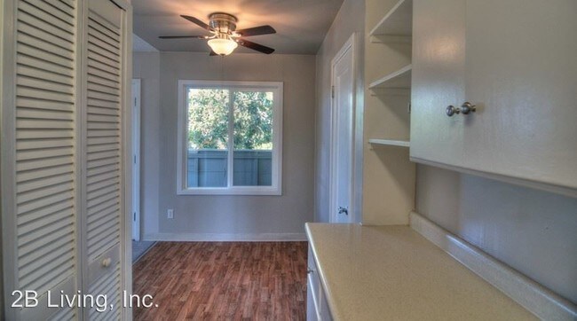 Building Photo - 593 Saratoga Ave