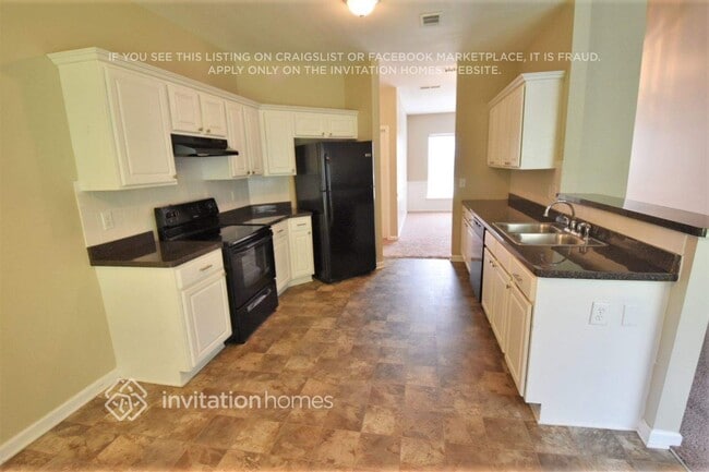Building Photo - 55 Lakebrooke Ln