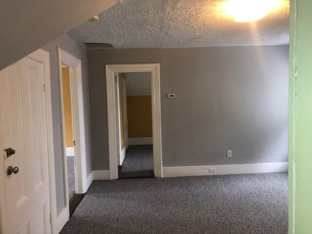 Building Photo - 101 Peck St