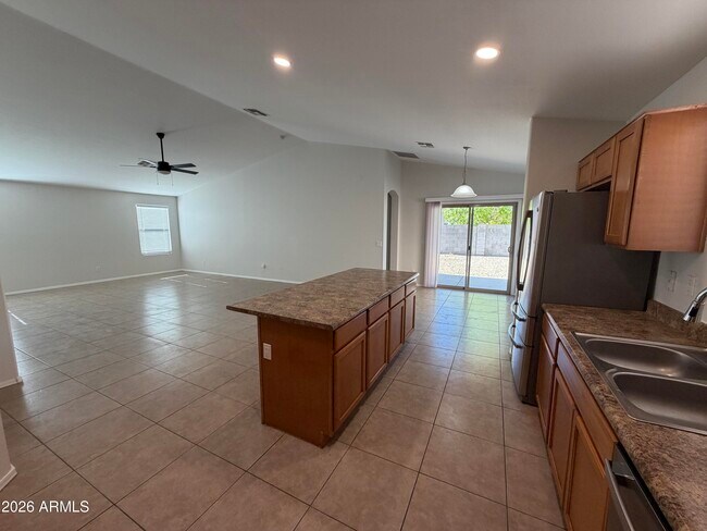 Foto del edificio - 13925 W Mauna Loa Ln