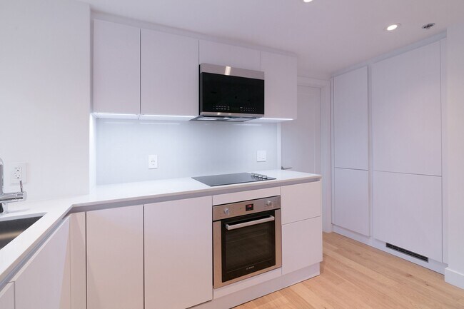 Photo du bâtiment - 3455 Rue Aylmer