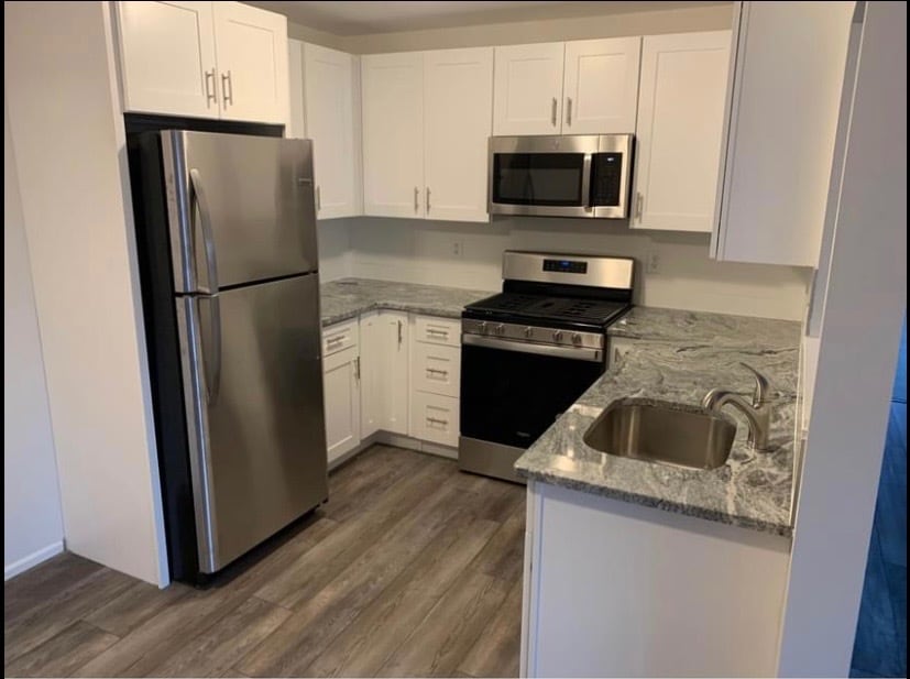 Brand New Kitchen & Appliances - 718 Tallwood Ln