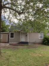 Building Photo - 217 S Arrington Dr