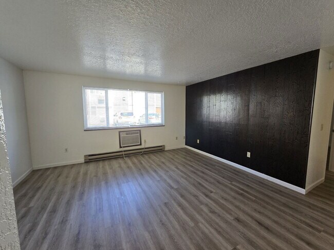 Foto del edificio - 2469 NE Kerr St