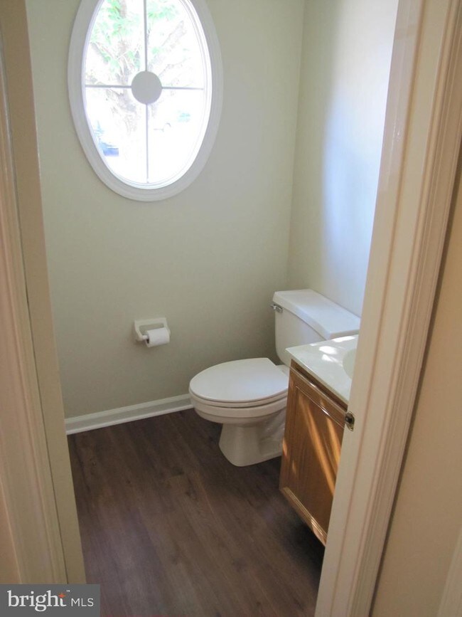 Building Photo - 2801 Harvard Ct