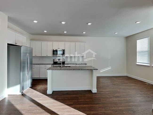 Building Photo - 2348 S Wild Horse Way