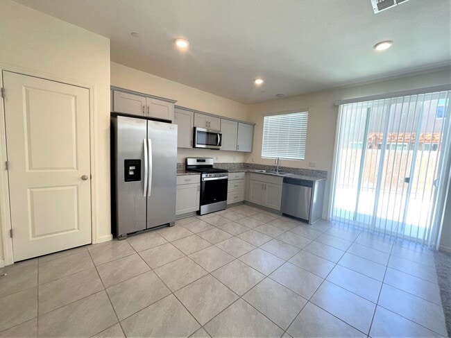 Building Photo - 207 Korbel Ave