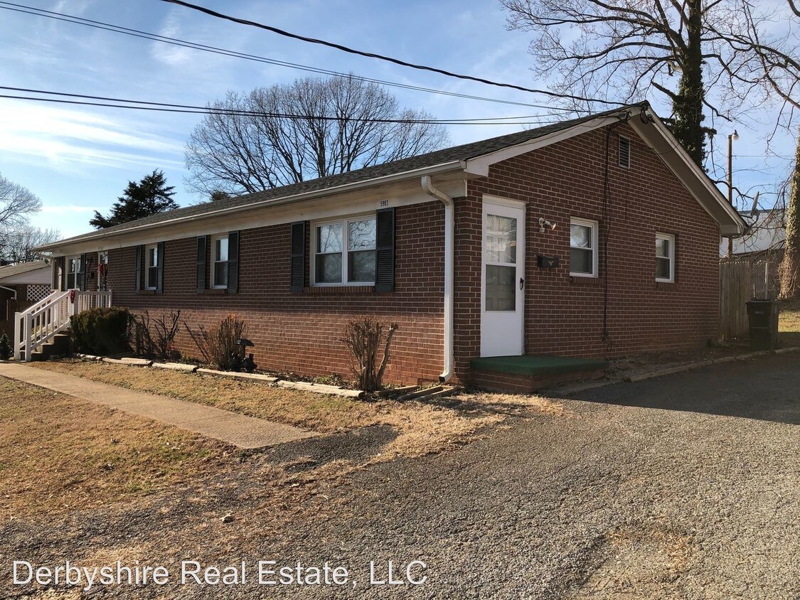 Primary Photo - 2 br, 1 bath Apartment - 5903 Dublin St