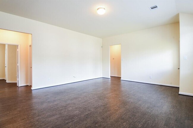 Foto del edificio - 12402 Rosemary Bend Ln