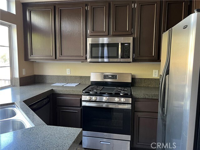 Building Photo - 174 Montara Dr