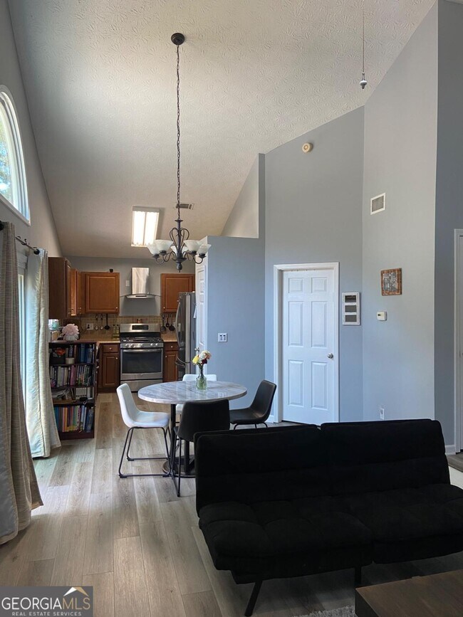 Foto del edificio - 3405 Jones Ferry Ln