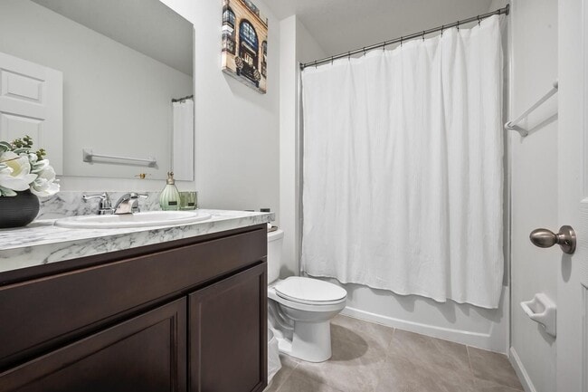 Foto del edificio - 4689 SW Ulster St