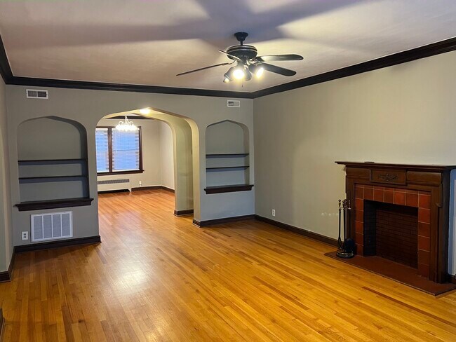 Building Photo - 7305 Pershing Ave
