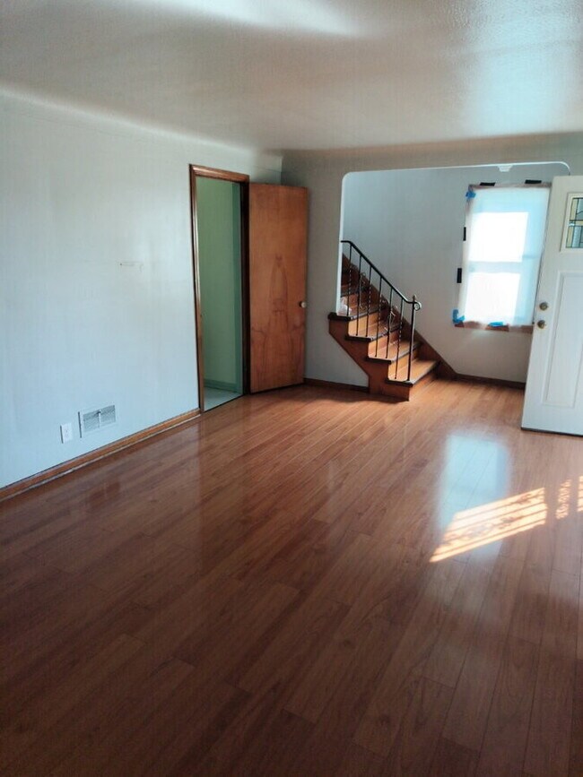 Foto del edificio - 4013 E 151st St