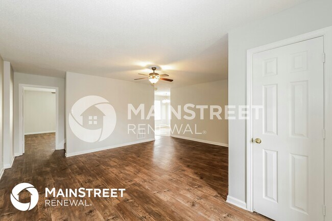 Foto del edificio - 4674 Royal View Dr