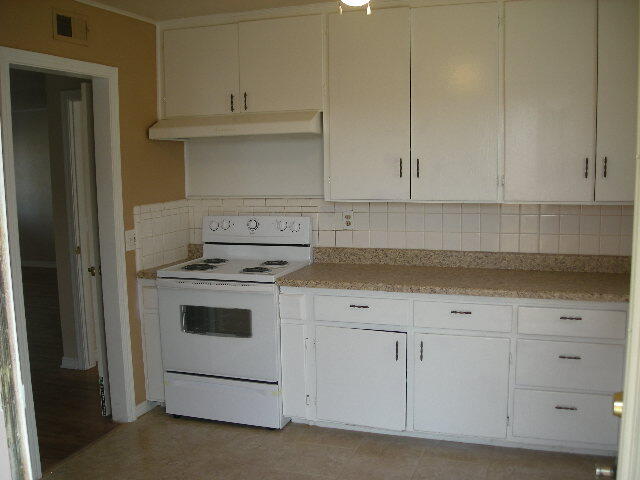 Building Photo - 4024 NW 32nd St