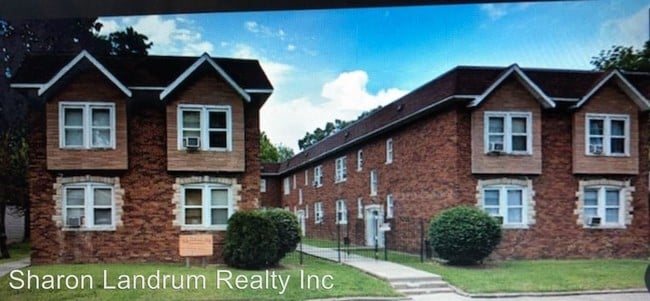 Building Photo - 3515 W Kentucky St