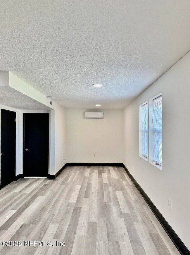 Foto del edificio - 6126 Atlantic Blvd