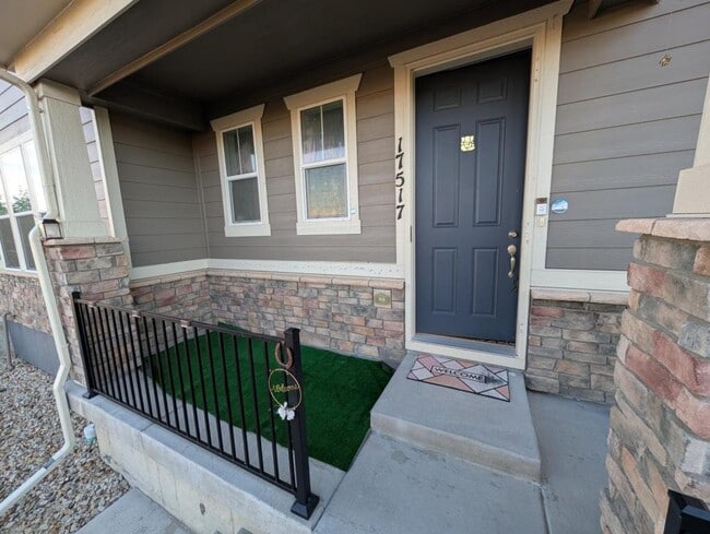 Building Photo - 17517 Booth Fls Wy