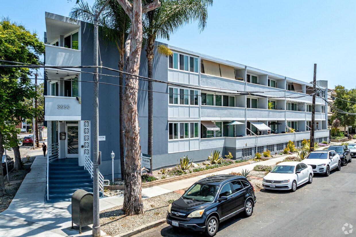 Bixby Long Beach Running Club The Bixby 3950 N Virginia Rd