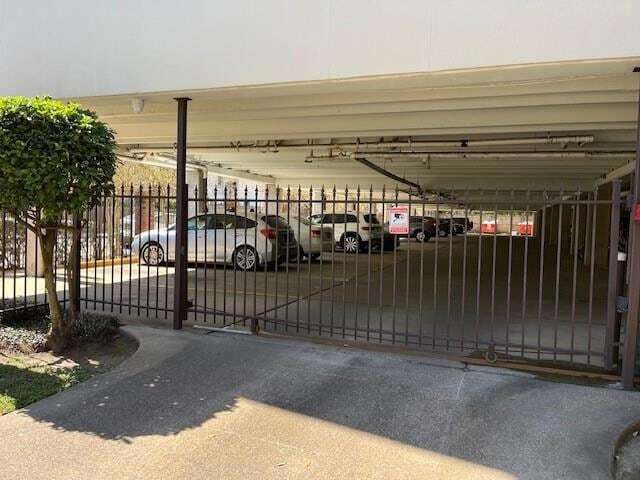 Foto del edificio - 1765 Coliseum St