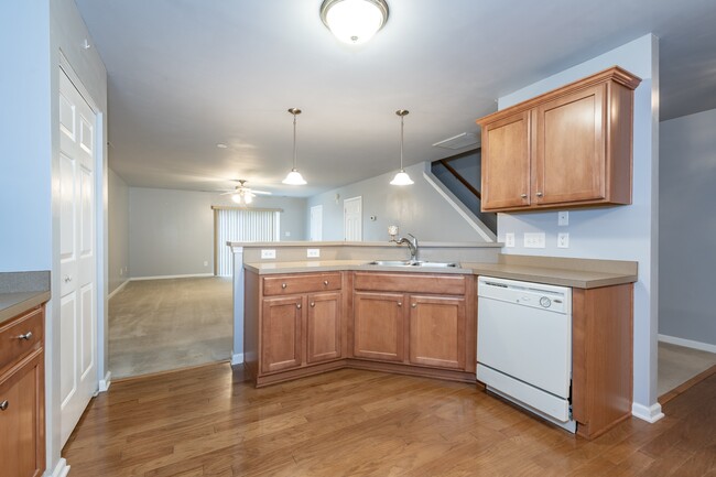 Foto del edificio - 3203 Ivy Wood Ln