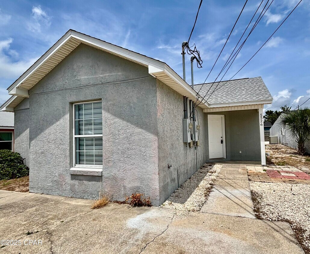 Foto principal - 5526 Sunset Ave