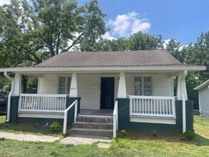 Building Photo - 4511 Lansing Dr