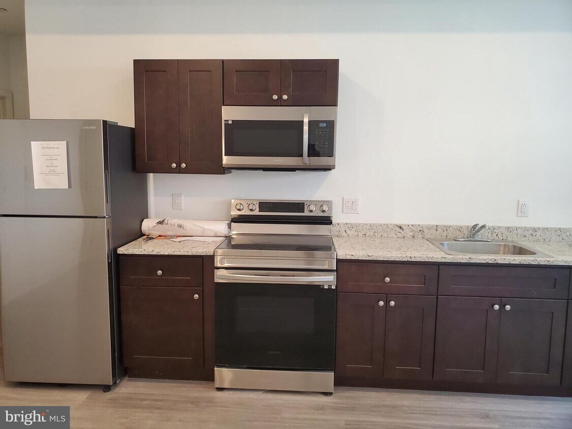 Foto principal - 6036 Market St