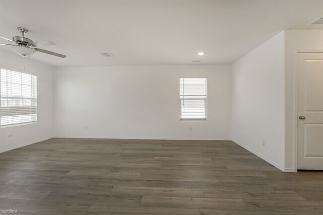 Building Photo - 4 br, 2 bath House - 150 Branch Village Way