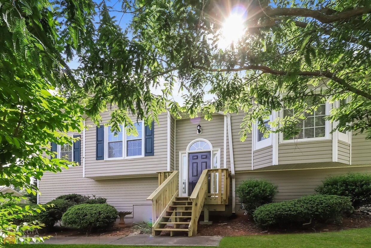 15 Westminster Dr, Euharlee, GA 30120 House for Rent in Euharlee, GA