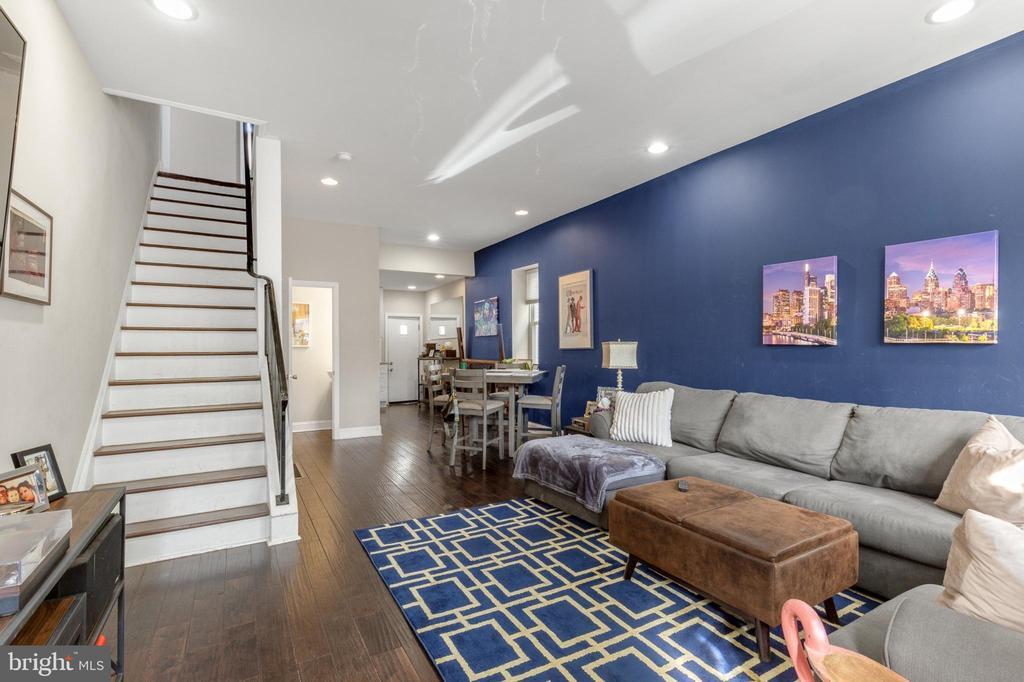 Foto principal - 2652 Livingston St