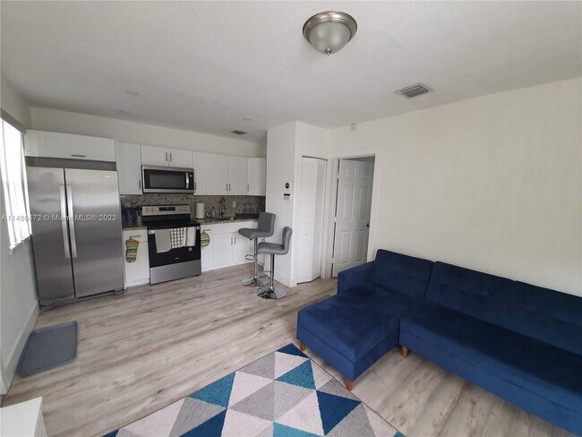 Foto del edificio - 2392 NW 9th St