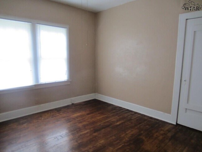 Foto del edificio - 920 E Fort Worth St