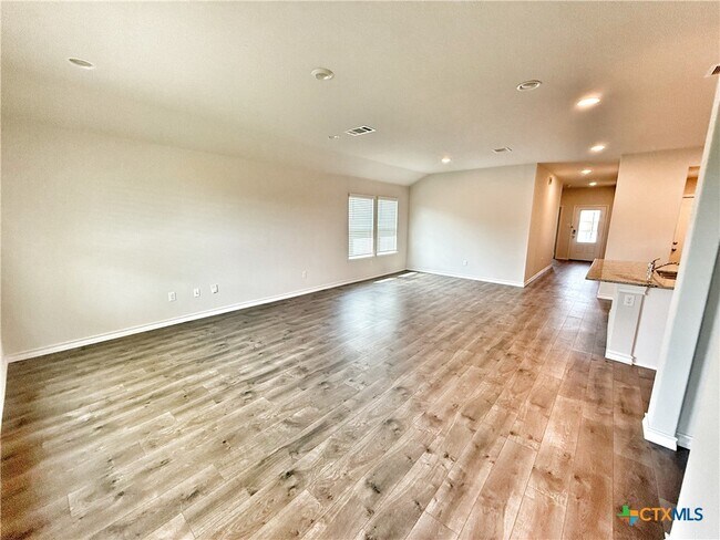 Foto del edificio - 380 Arbor Hills