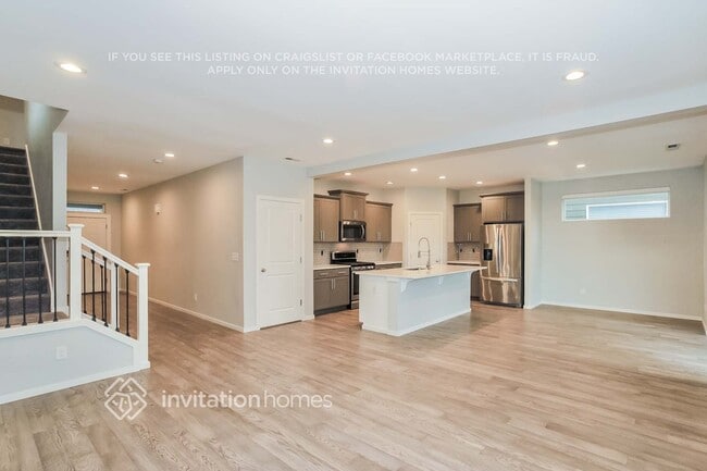 Building Photo - 2907 S 373rd Pl