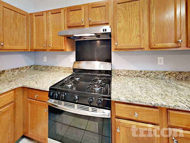 Foto del edificio - 7837 Poppy Seed Pl