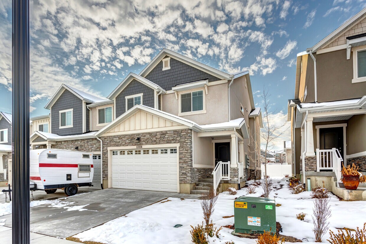 Primary Photo - 13124 Tower Ridge Dr