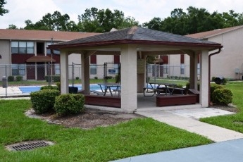 Picnic Area - Grassy Pond