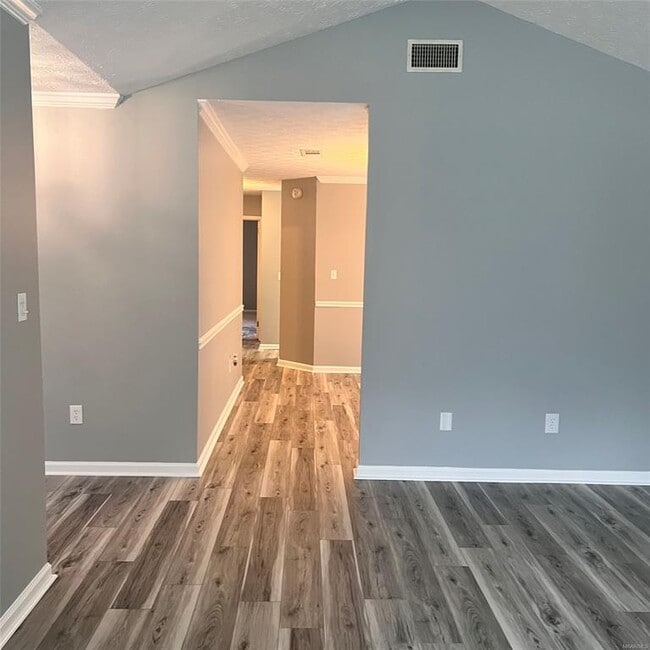 Foto del edificio - 3957 Elm Ave